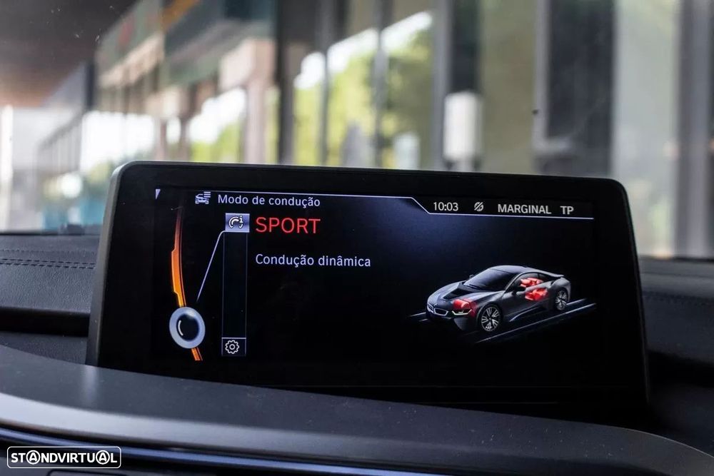 BMW i8 Standard - 38