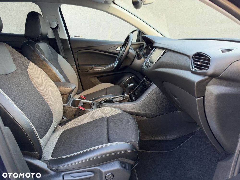 Opel Grandland X - 21