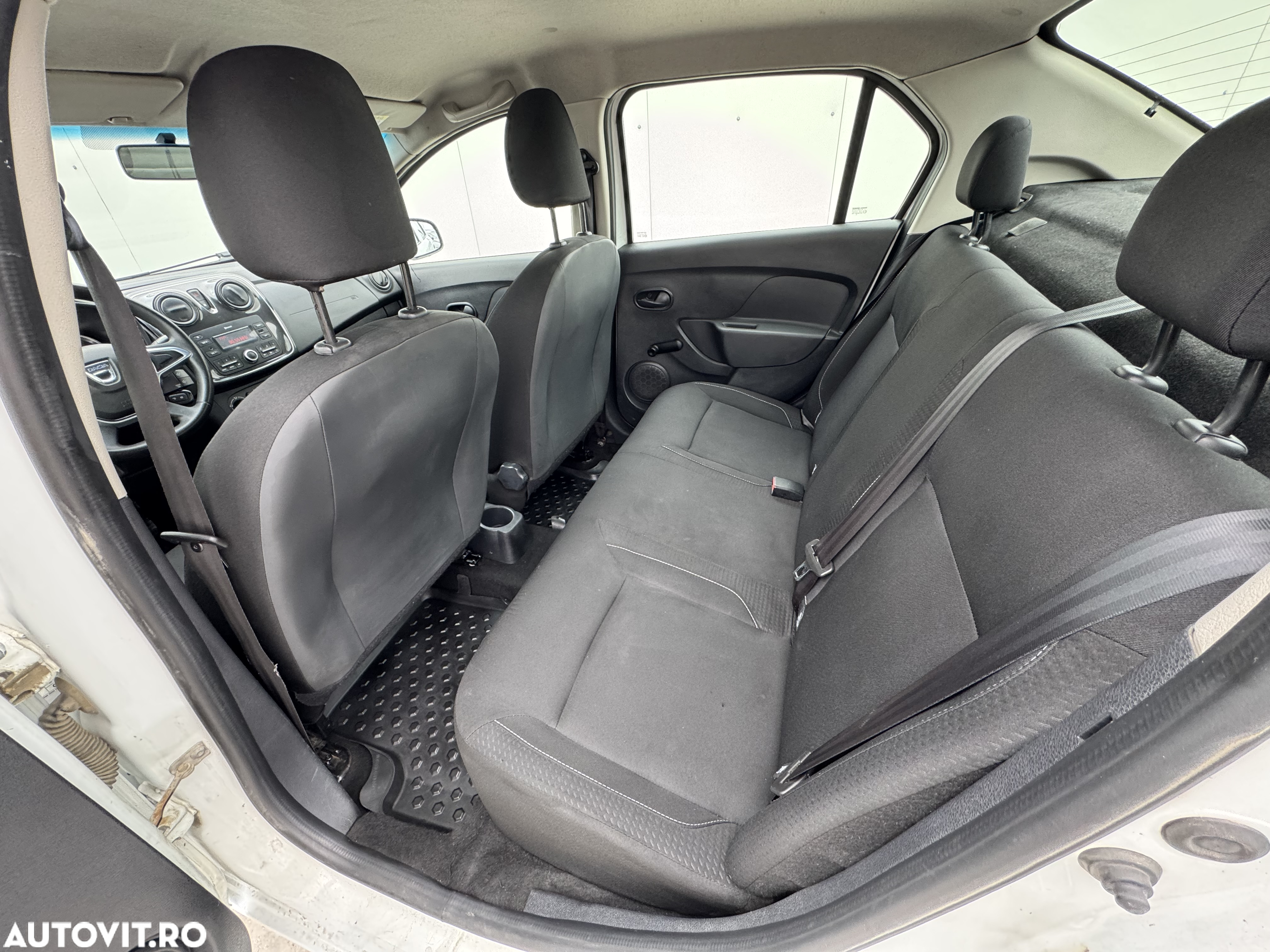 Dacia Logan 1.0 SCe Laureate - 10