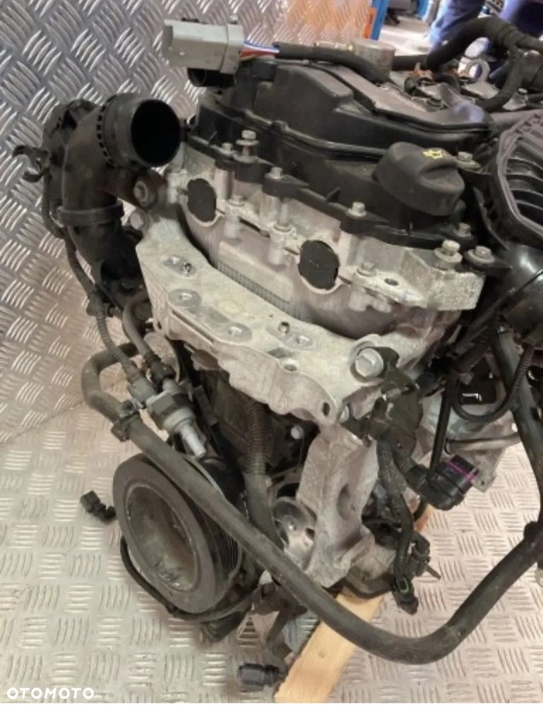 Kompletny silnik 1.2 THP HN05 Mokka  Peugot 208 C3 Airocorss 130 koni - 2
