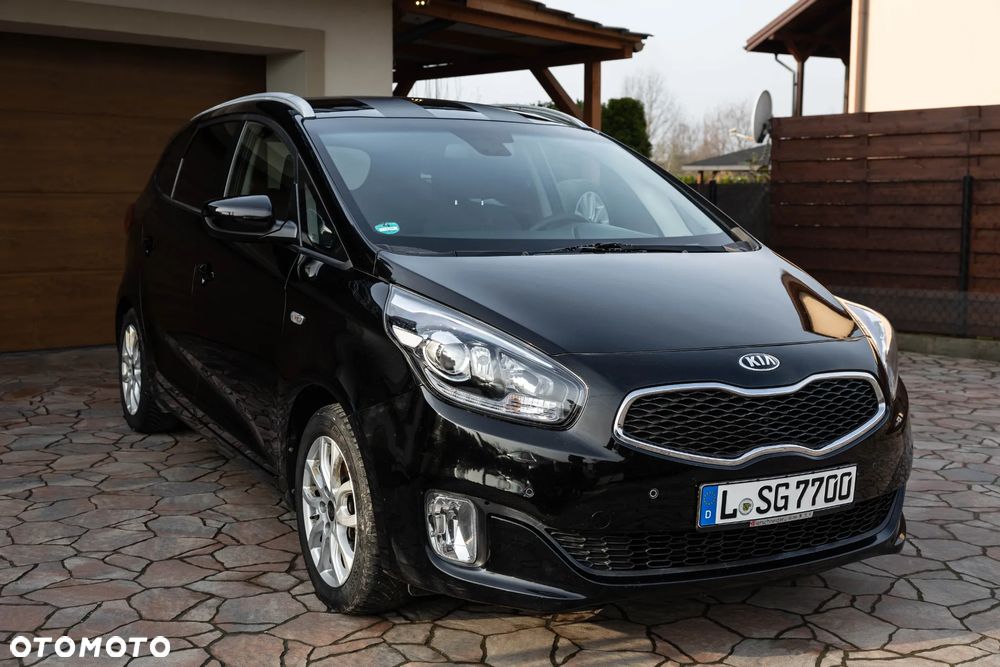 Kia Carens 1.7 CRDi XL 7os - 4