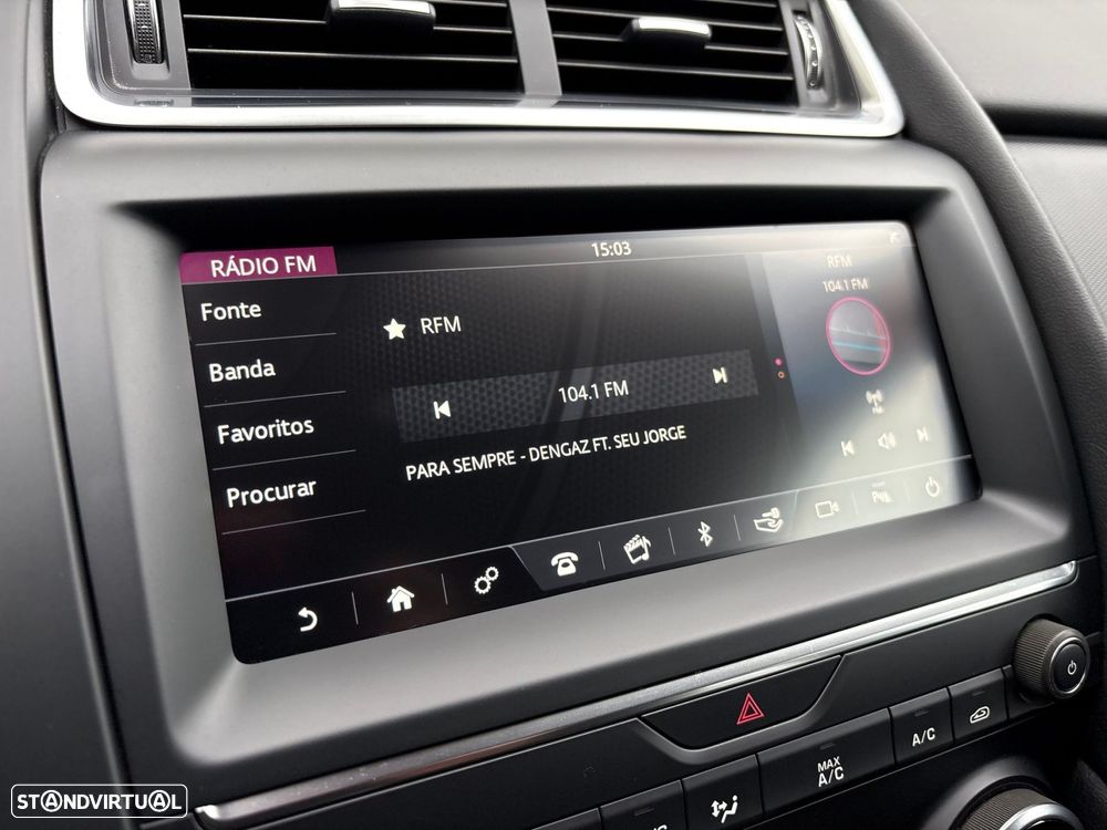 Jaguar E-Pace 2.0 i4D R-Dynamic - 22