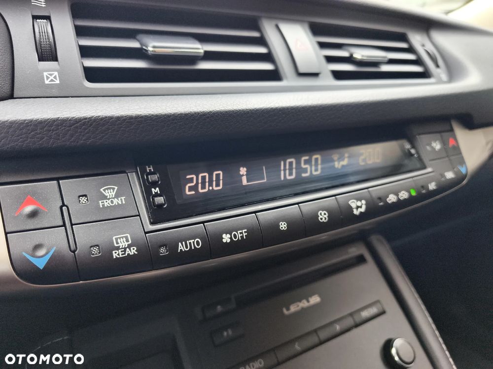 Lexus CT 200h Elegance - 28