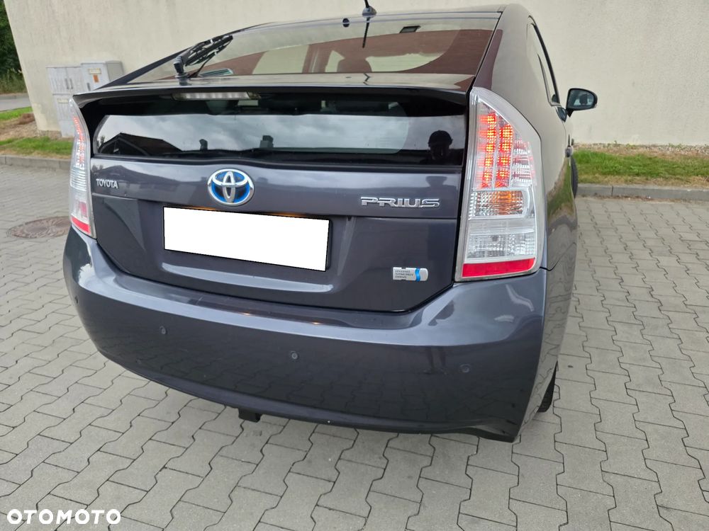 Toyota Prius - 12