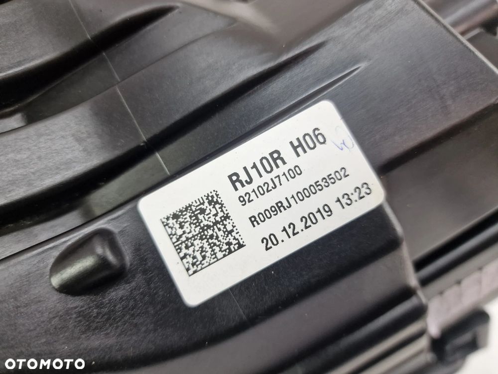 KIA CEED 3 III 18- PRAWA LAMPA PRZEDNIA PRZÓD LED , NR 92102-J7100 / 92102-J7XXX , NA KOSTKĘ ZIELONĄ 12 PINOWĄ , NR AUKCJI LPP48 - 21