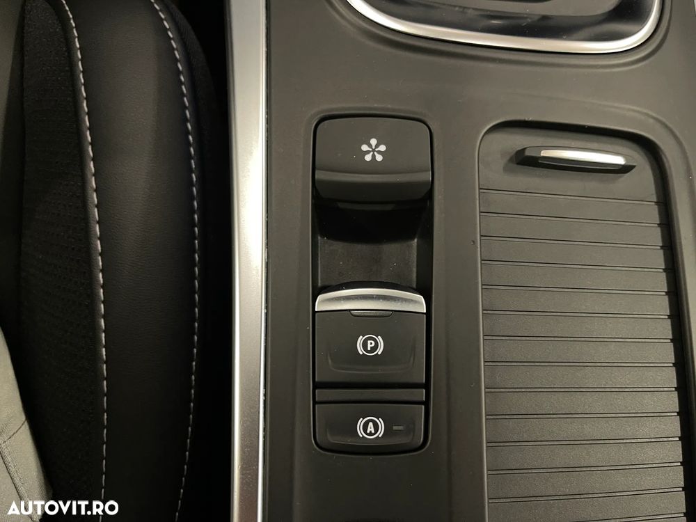 Renault Megane Blue dCi 116 EDC Intens - 25