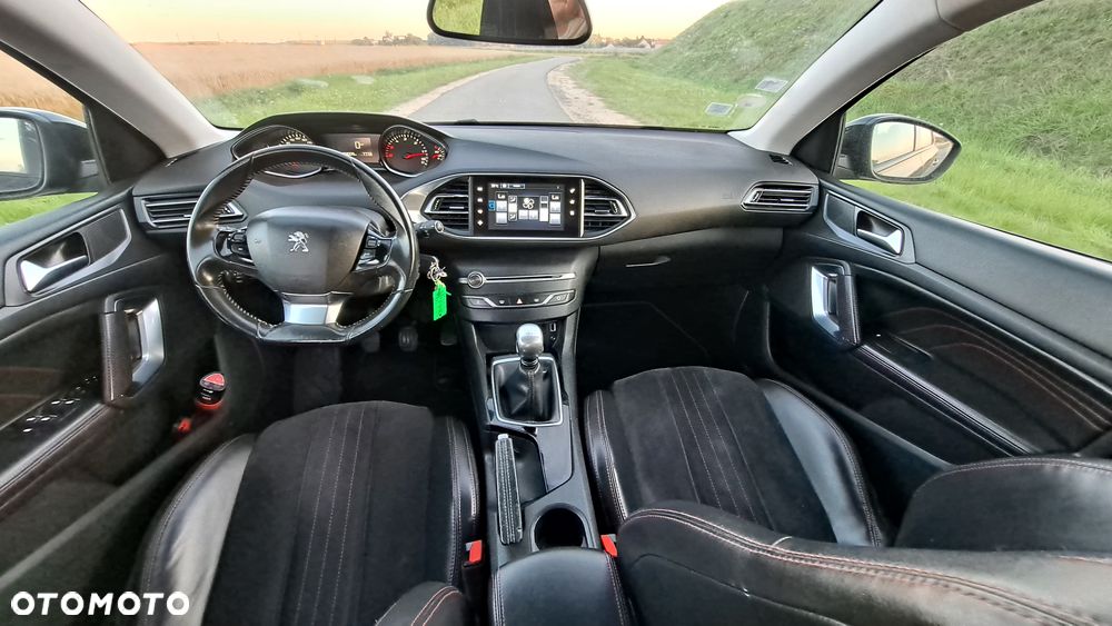 Peugeot 308 1.6 e-HDi Allure S&S - 7