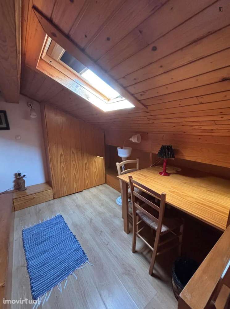 Quarto - localizado em Paranhos Porto - Grande imagem: 5/32