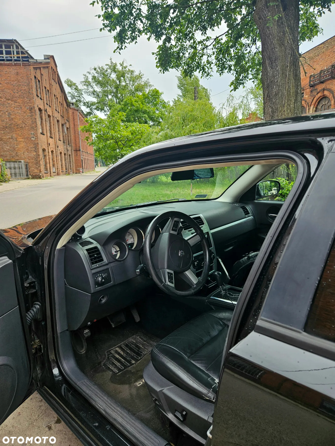 Dodge Charger 3.5 V6 SXT - 9