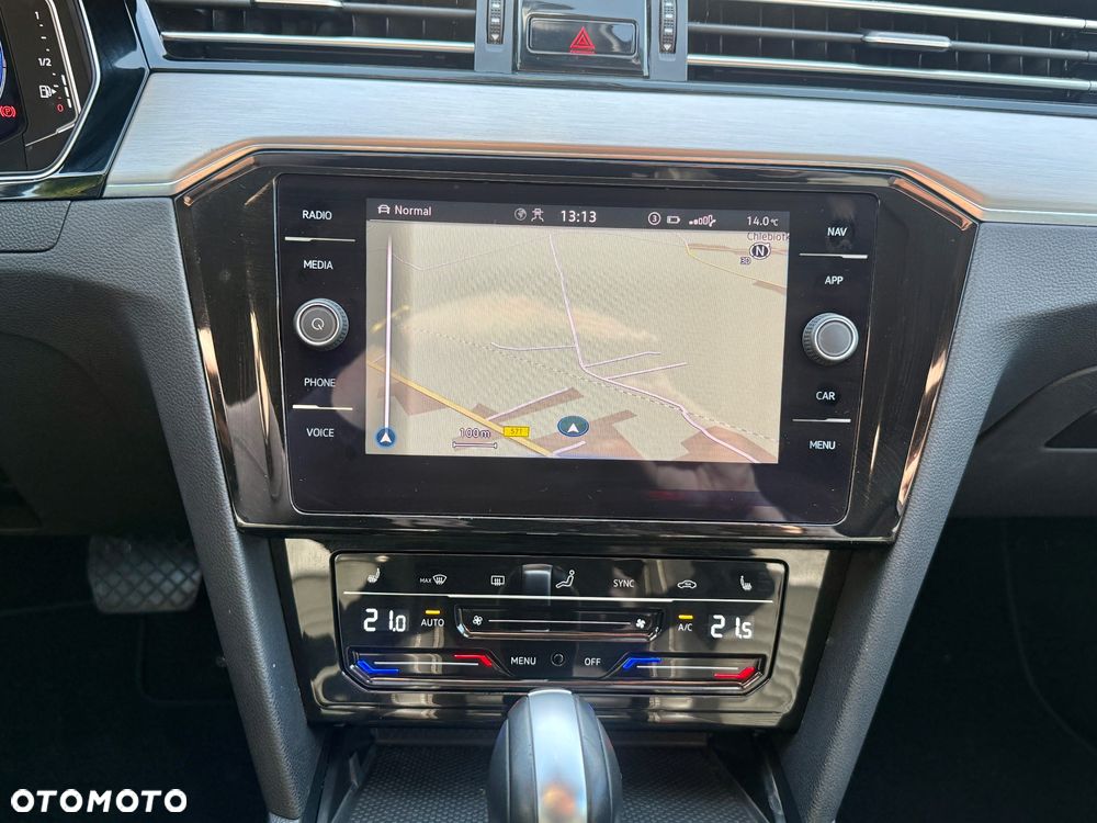 Volkswagen Passat 2.0 TSI Elegance DSG - 9