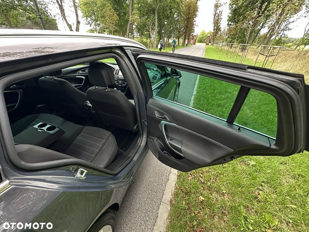 Opel Insignia - 25