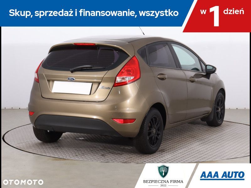 Ford Fiesta - 6