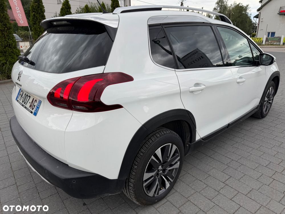 Peugeot 2008 PureTech 110 GPF Stop&Start EAT6 Crossway - 4