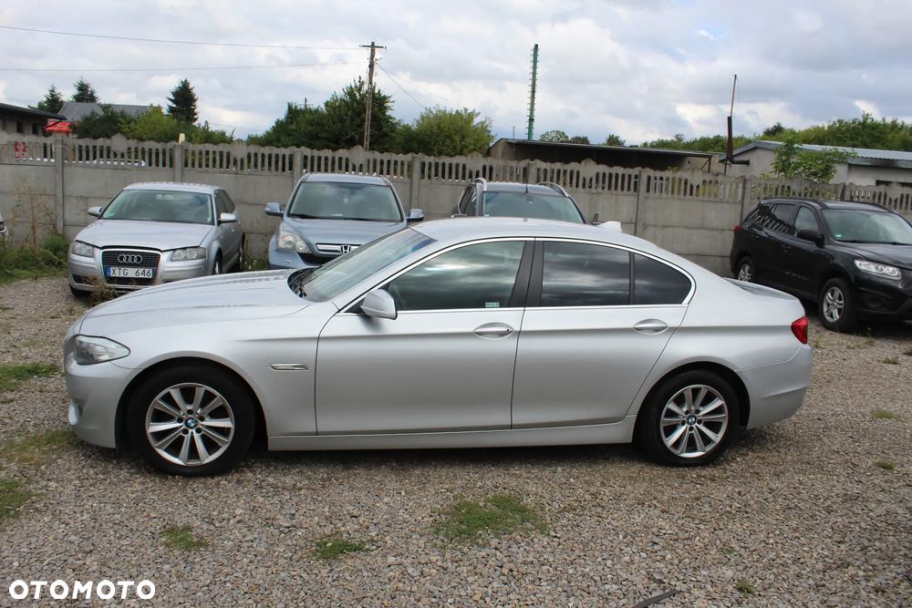 BMW Seria 5 520d - 12