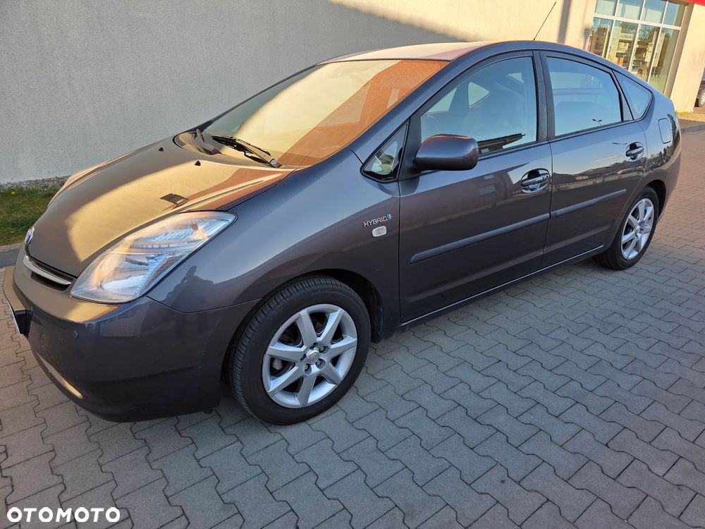 Toyota Prius 1.5 VVT-i Prestige - 3