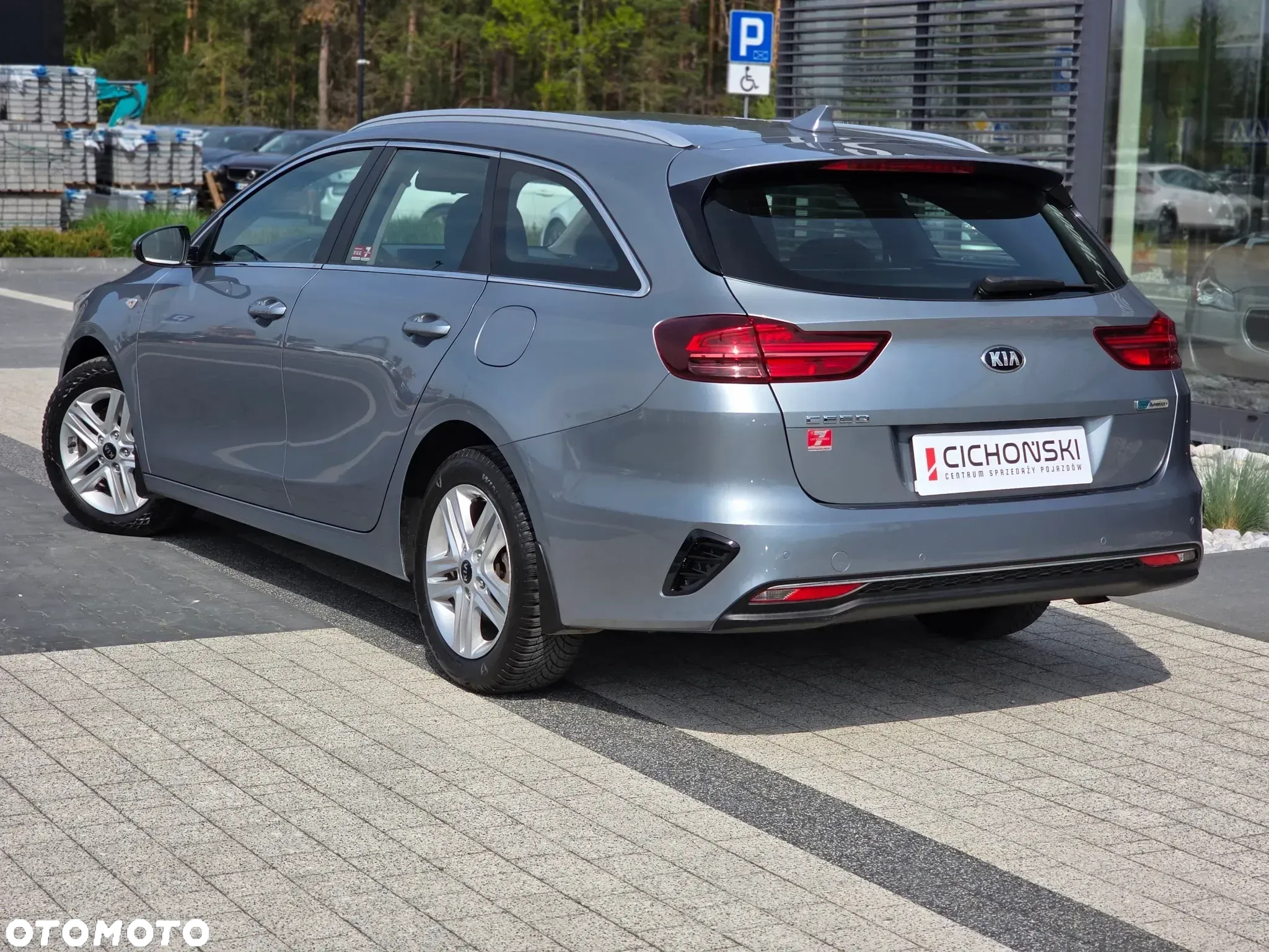 Kia Ceed 1.6 CRDi SCR L - 5