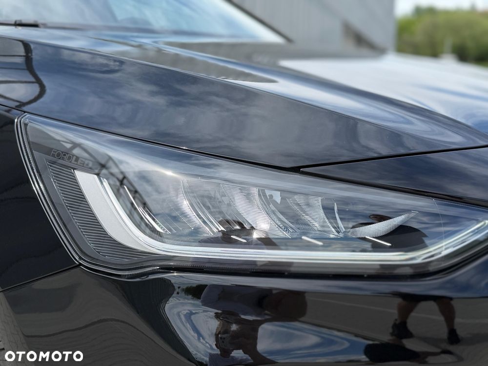 Ford Focus 1.0 EcoBoost mHEV ST-Line X - 9