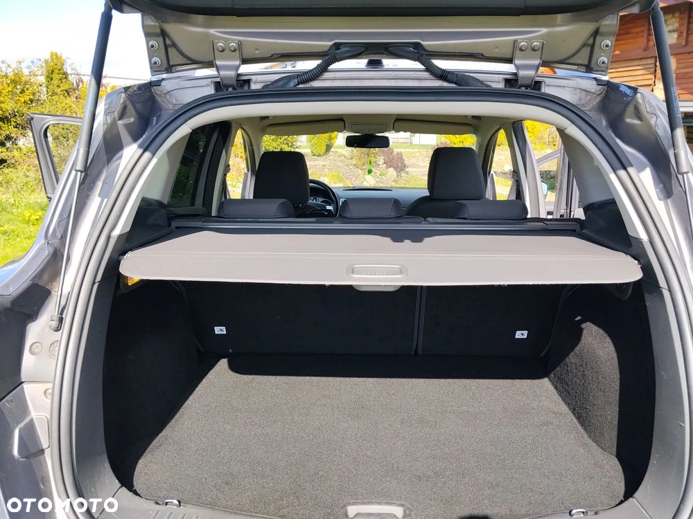 Ford Kuga 2.0 TDCi 2x4 Trend - 30