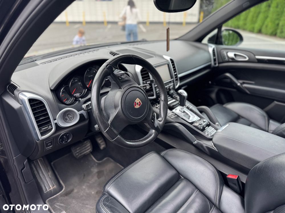 Porsche Cayenne - 11