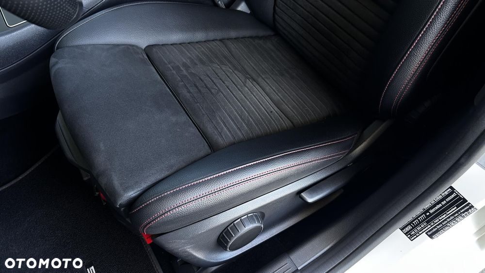 Mercedes-Benz CLA - 13