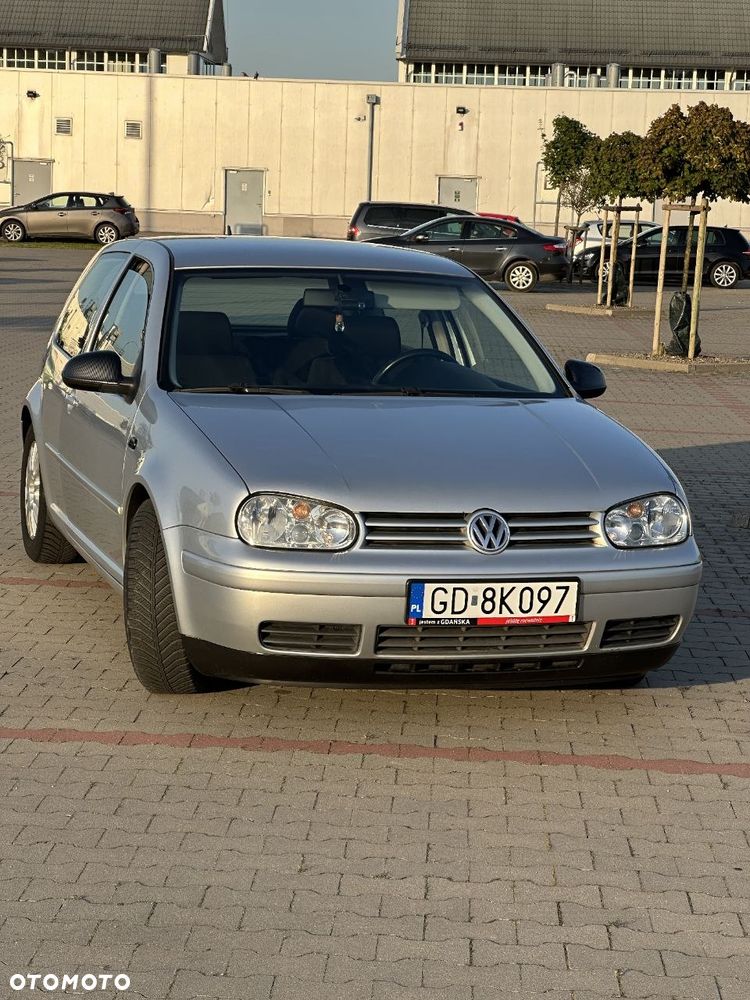 Volkswagen Golf 2.0 Highline - 5
