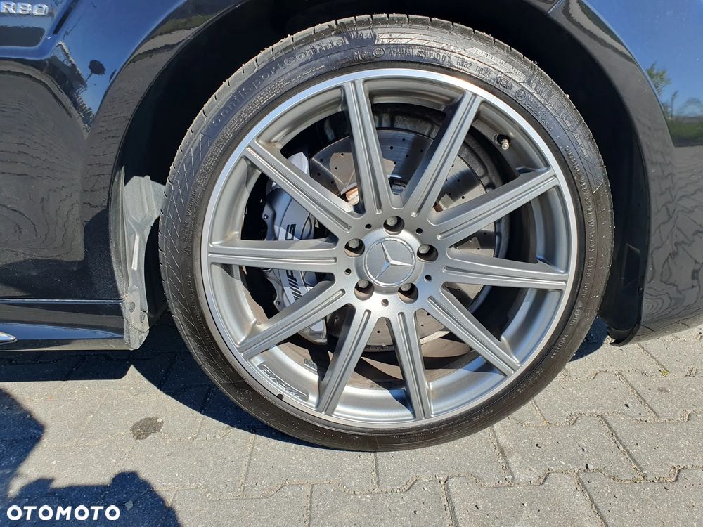 Mercedes-Benz Klasa E 63 AMG S 4-Matic - 9