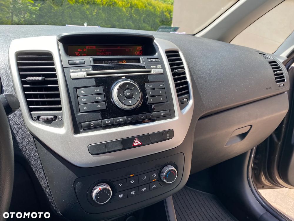 Kia Venga 1.4 L - 8