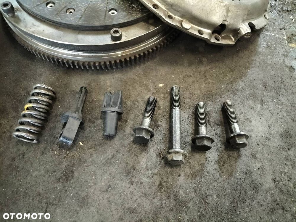 PRZEKŁADKA NA MANUAL SKRZYNIA 5 BIEGÓW VOLVO S80 I 2.5 TDI P1208961 - 2