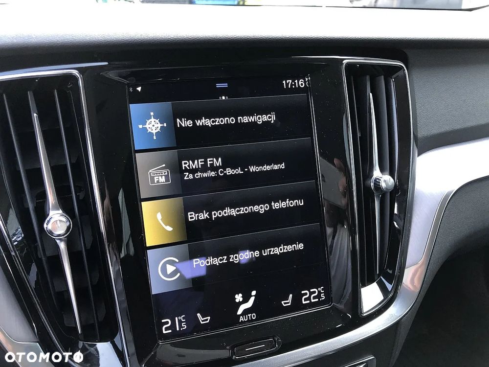 Volvo V60 B4 D Momentum Pro - 16