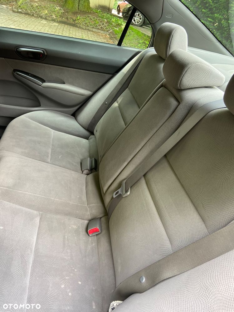 Honda Civic 1.8 Comfort - 12