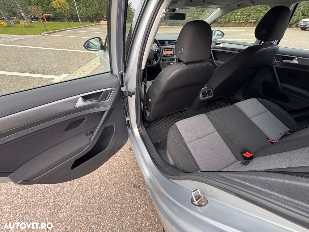 Volkswagen Golf 1.6 TDI DPF 4M Comfortline - 11