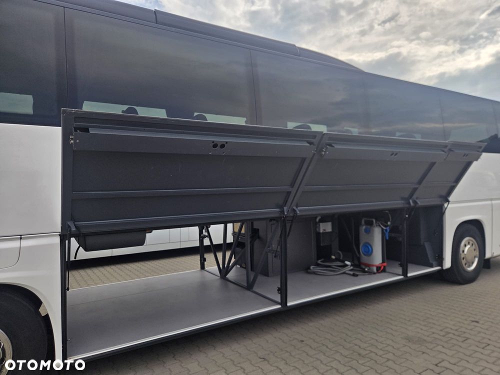 VDL BOVA FHD 2 / SPROWADZONA / WC / 59 MIEJSC / EURO 6 - 17