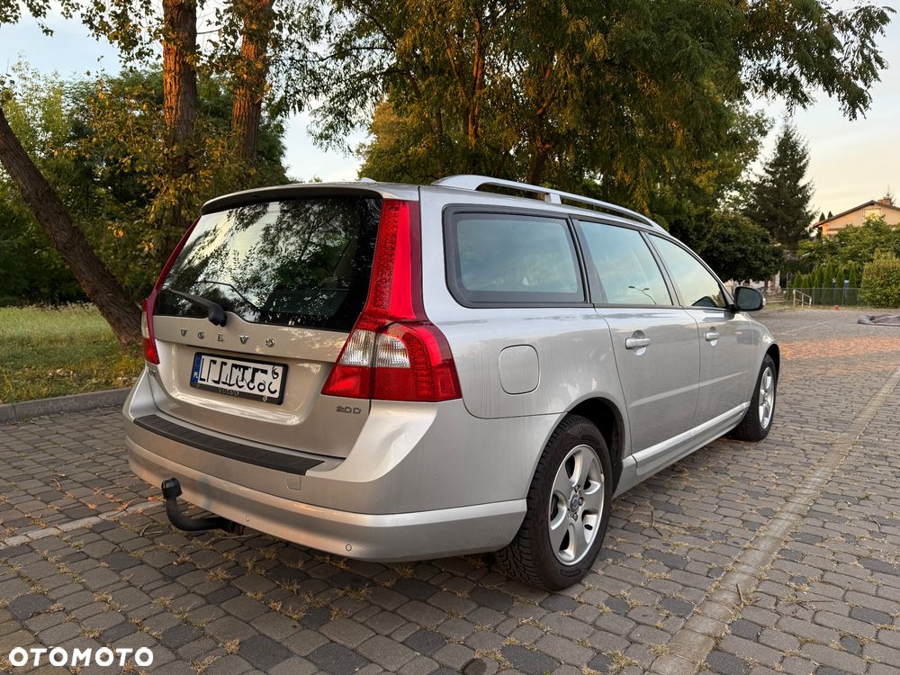 Volvo V70 2.0D Momentum - 18