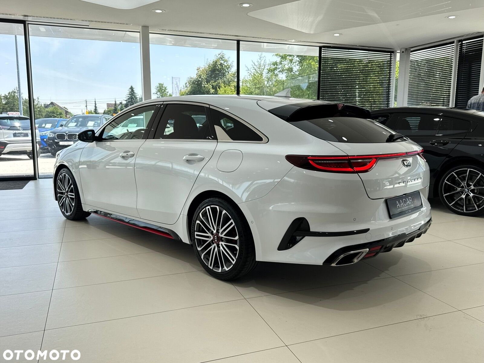 Kia ProCeed 1.6 T-GDI GT DCT - 3