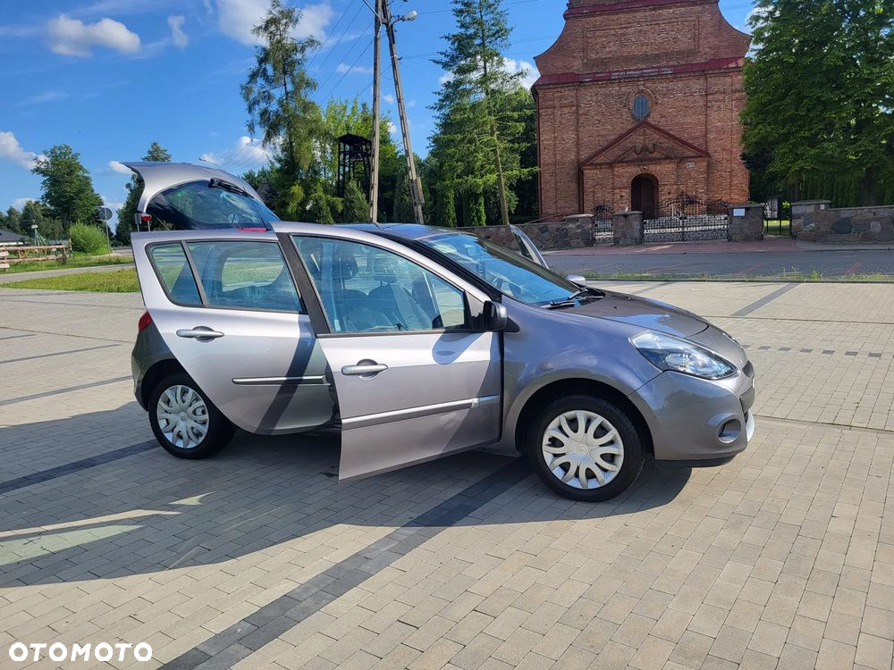 Renault Clio 1.2 16V Alize - 2