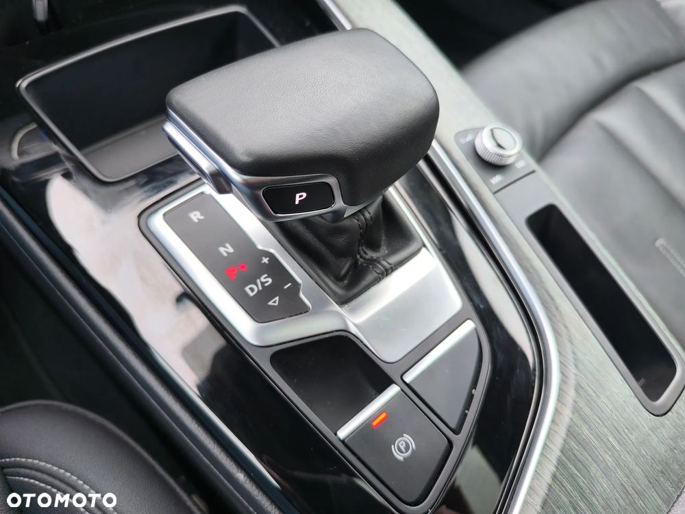 Audi A4 Limousine 40 TFSI S tronic - 24