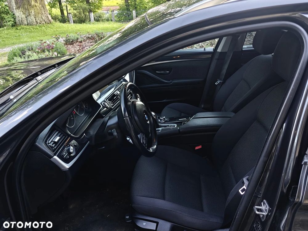 BMW Seria 5 530d - 25