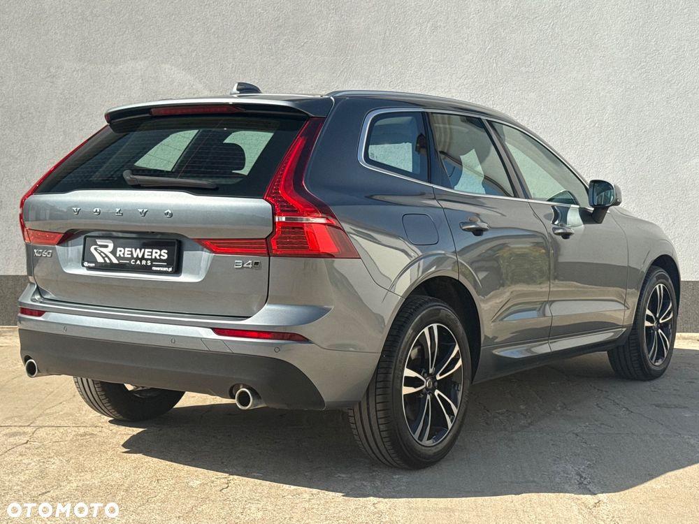 Volvo XC 60 B4 D AWD Momentum Pro - 6