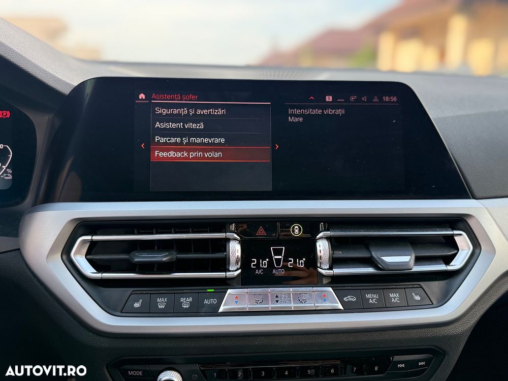 BMW Seria 3 330e Aut. Luxury Line - 39