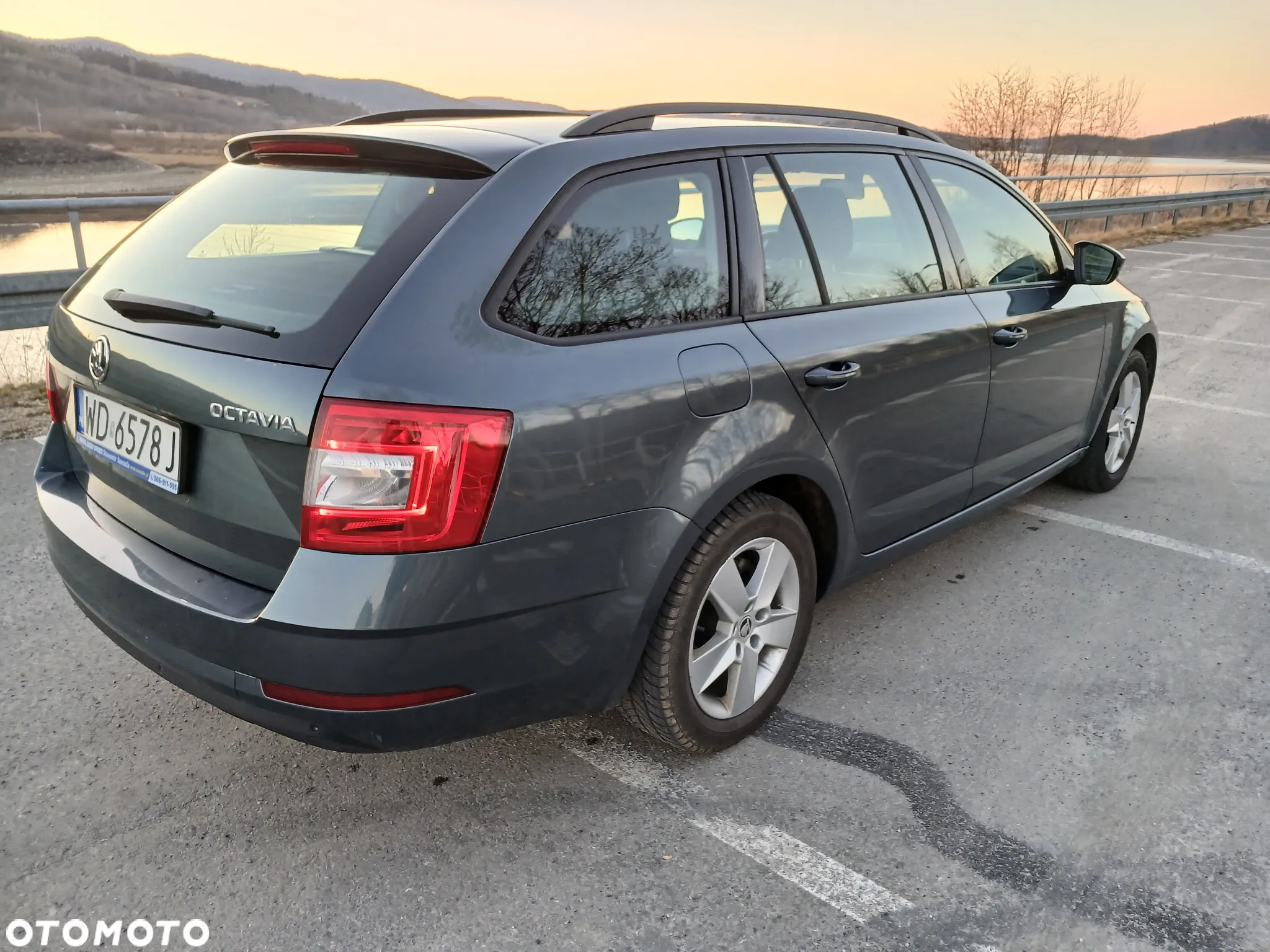 Skoda Octavia 1.4 TSI Ambition - 13