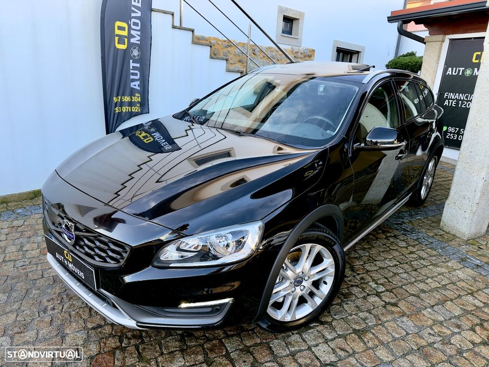 Volvo V60 Cross Country 2.0 D3 Momentum - 10