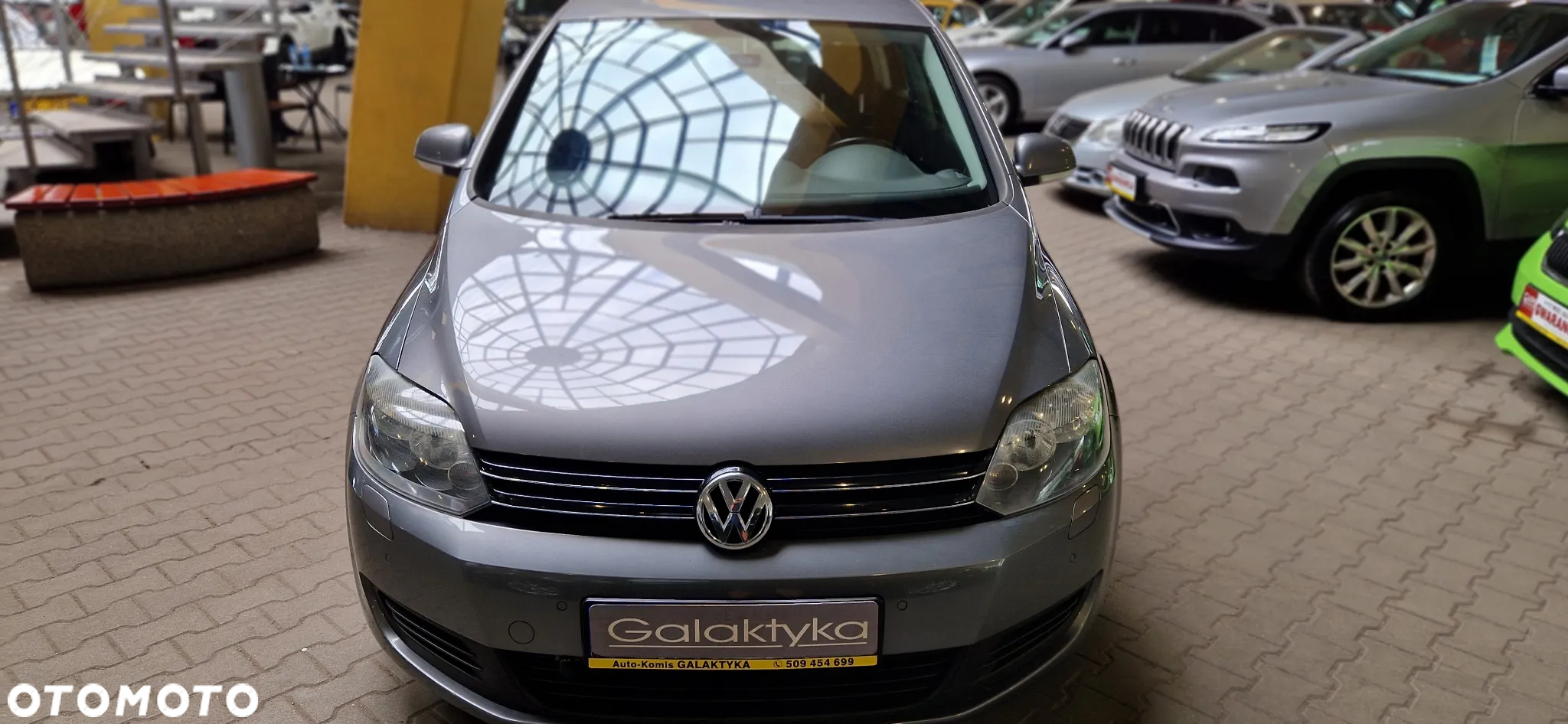 Volkswagen Golf Plus 1.6 TDI Comfortline - 4