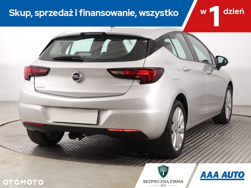 Opel Astra - 6