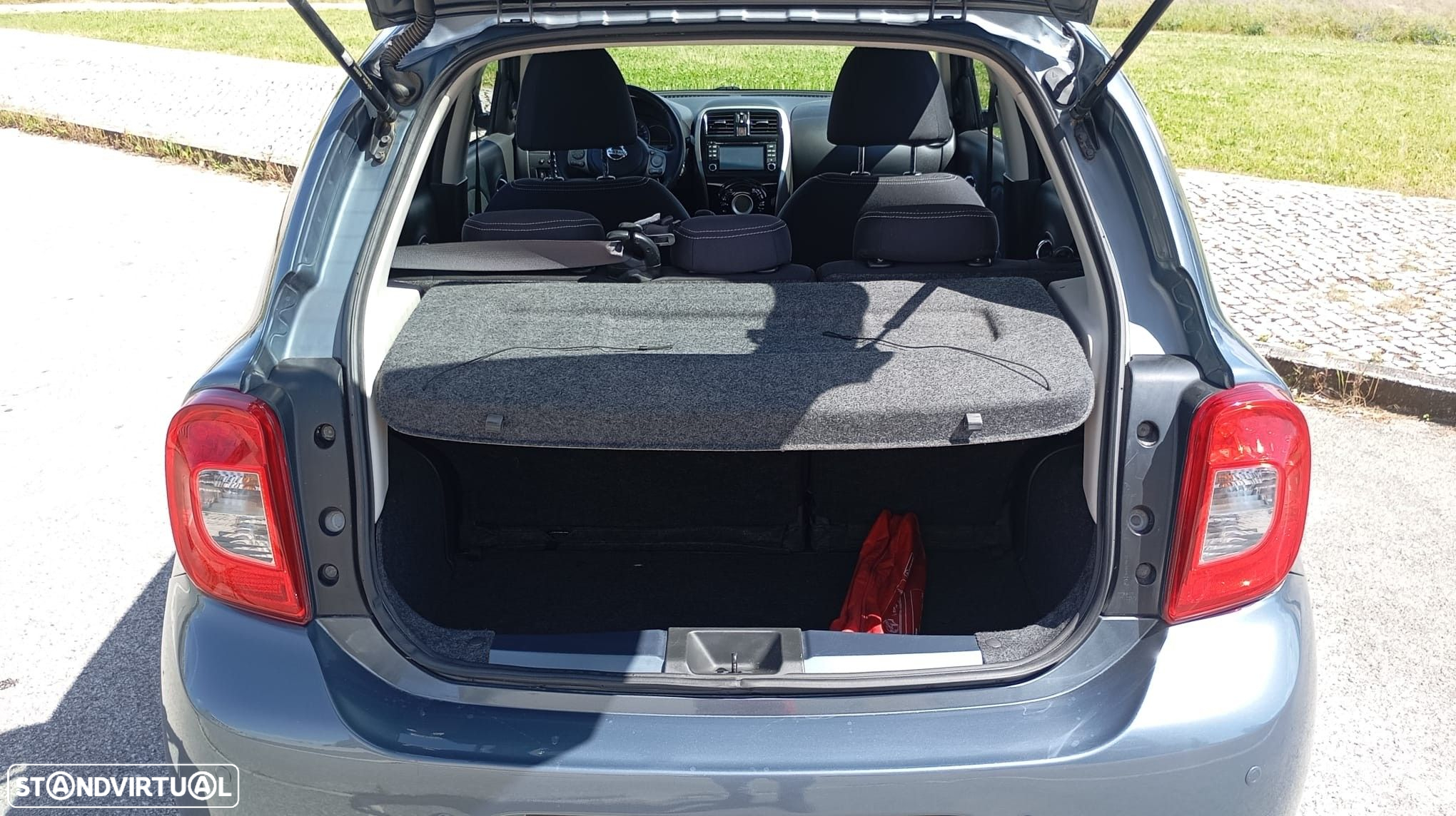 Nissan Micra 1.2 Tekna Premium - 27