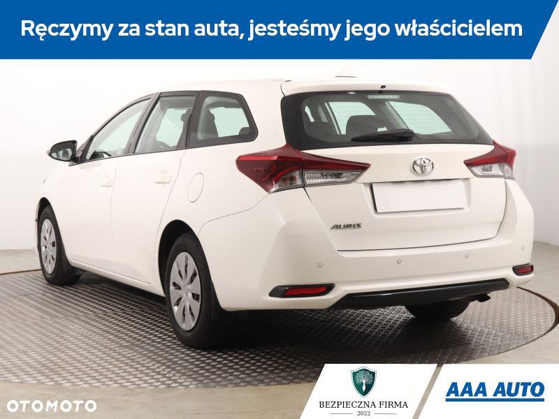 Toyota Auris - 6