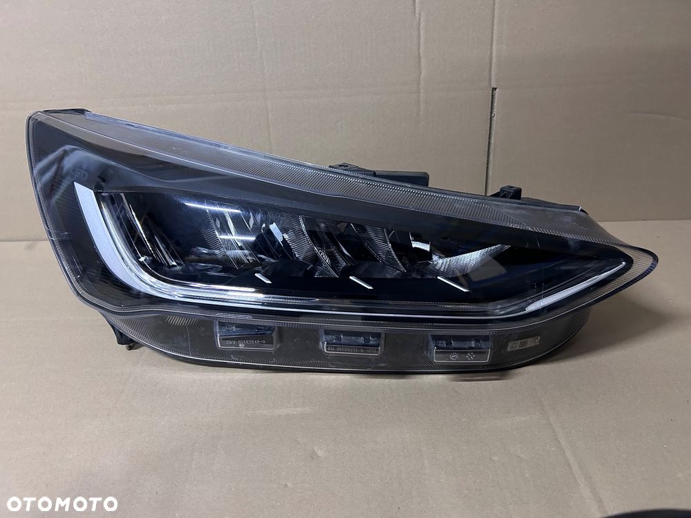 LAMPA PRAWA FORD FOCUS MK4 LIFT FULL LED PRZÓD PRZEDNIA