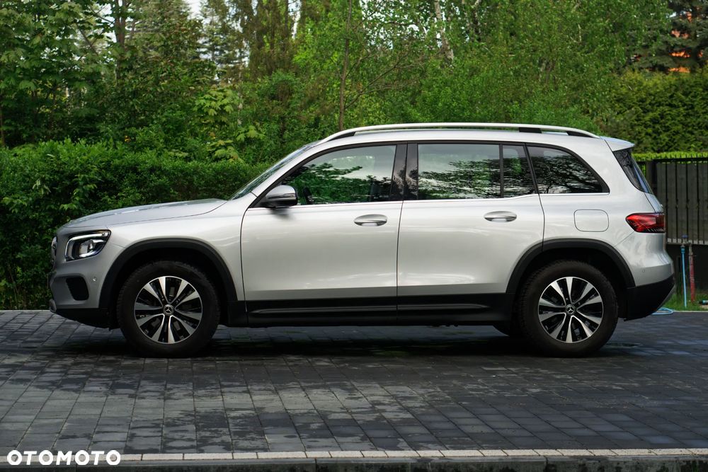 Mercedes-Benz GLB 200 7G-DCT Style - 4