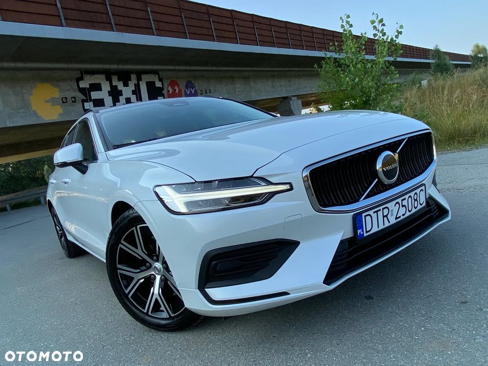 Volvo V60 B4 D Momentum Core - 39