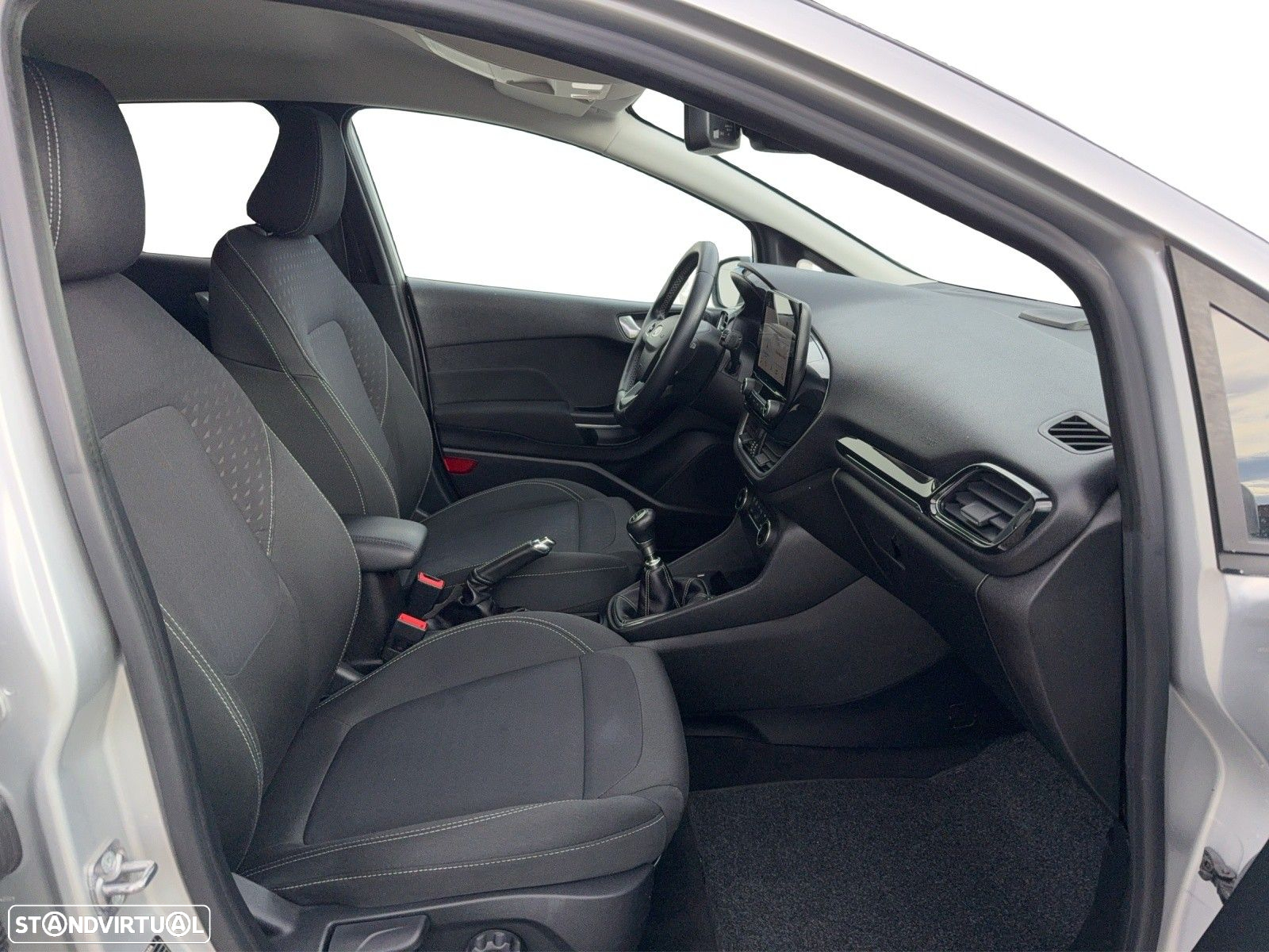 Ford Fiesta 1.0 EcoBoost Titanium - 16
