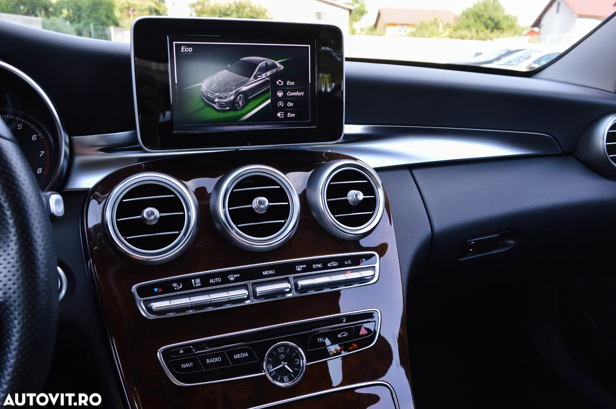 Mercedes-Benz C 180 (BlueEFFICIENCY) 7G-TRONIC Avantgarde - 24